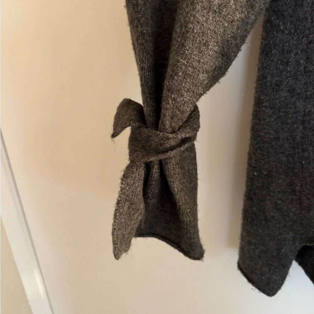 Zara Charcoal Gray Sweater with Bow Accents